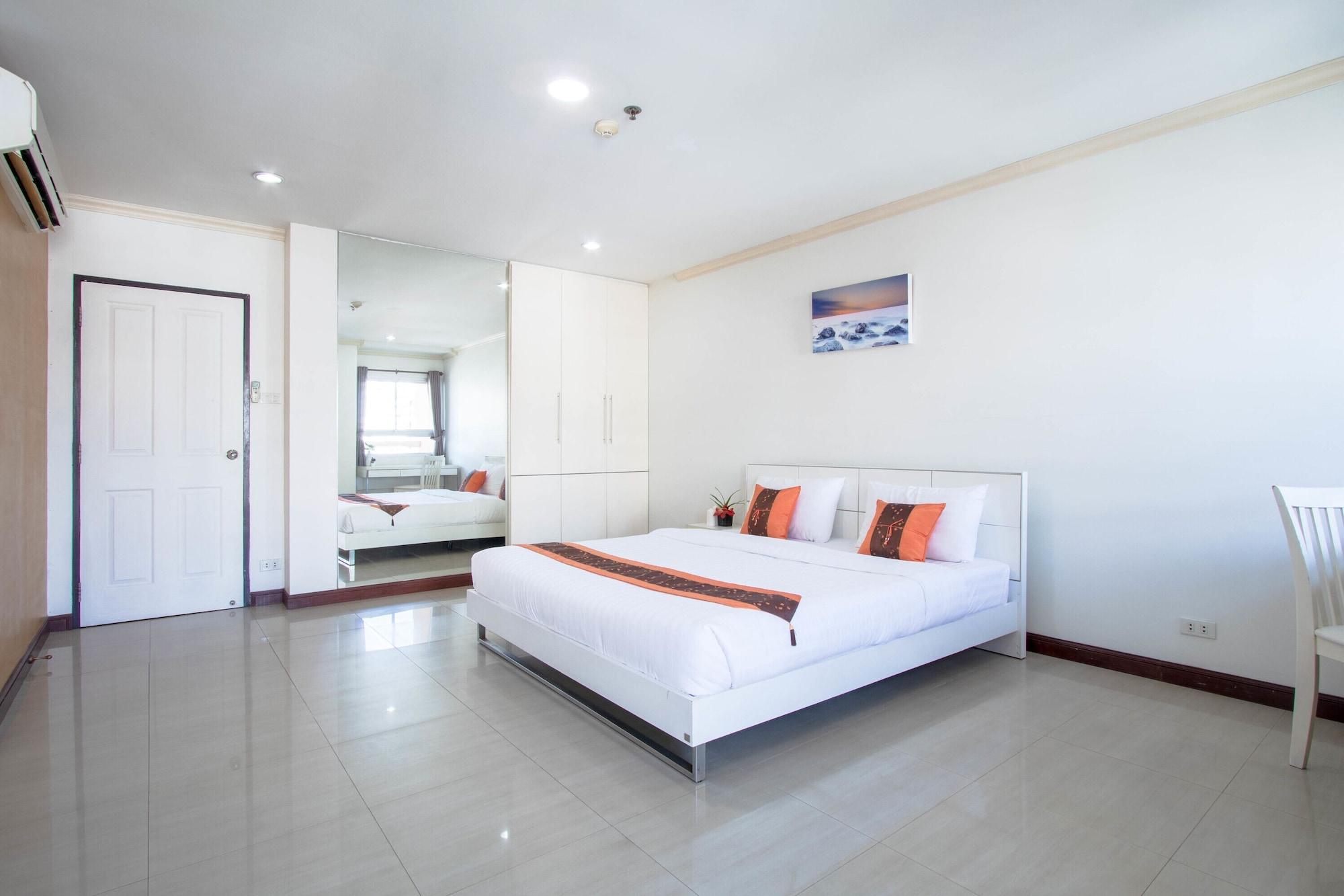 Teja Hotel Bangkok Exterior photo