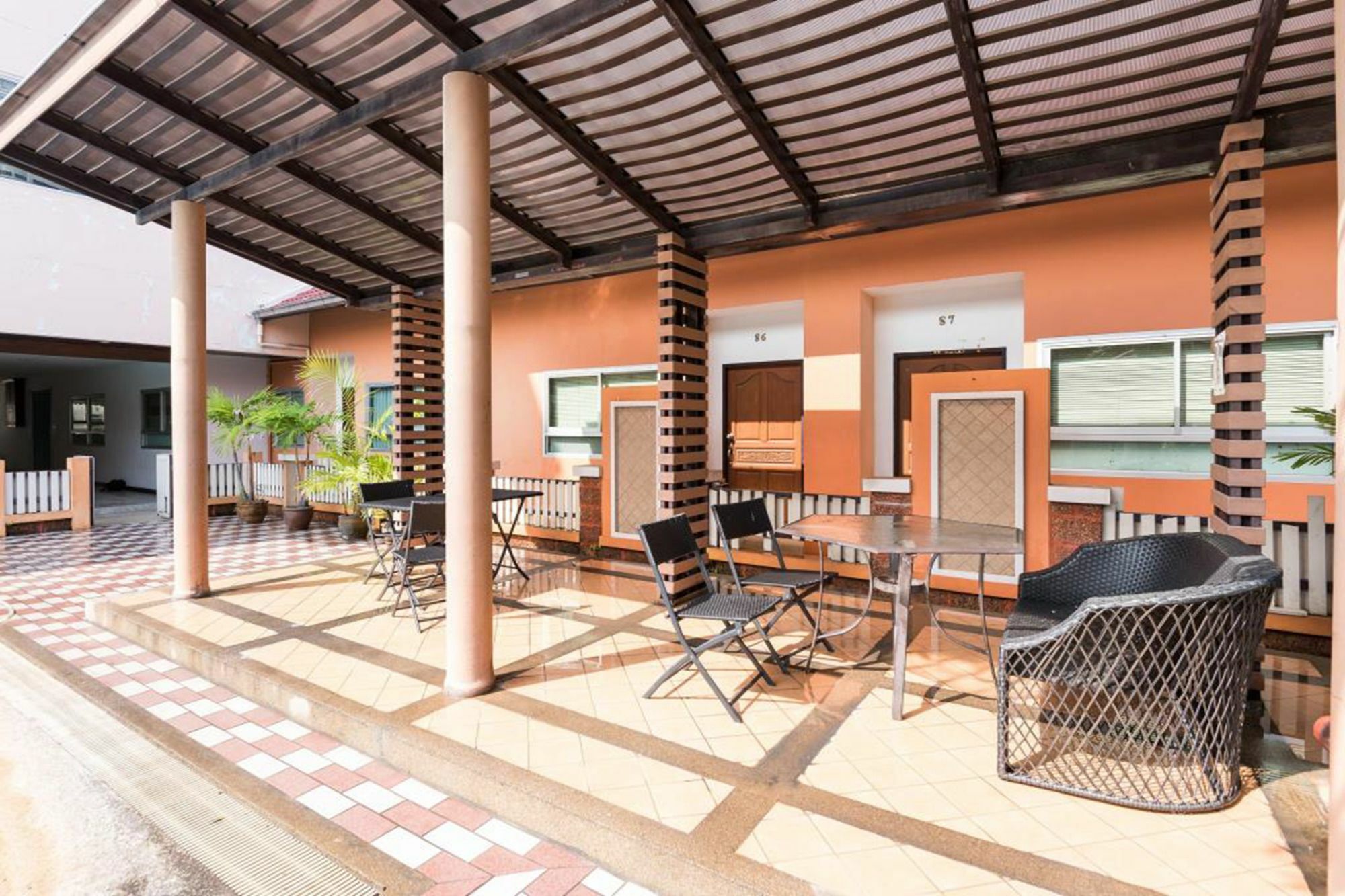 Teja Hotel Bangkok Exterior photo